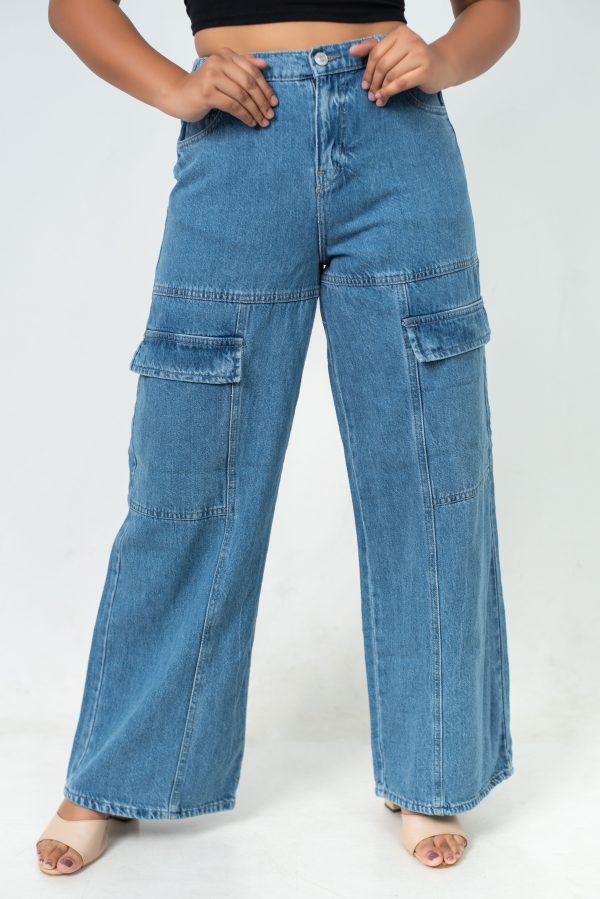 High-Waist Baggy Cargo Jean - Image 4