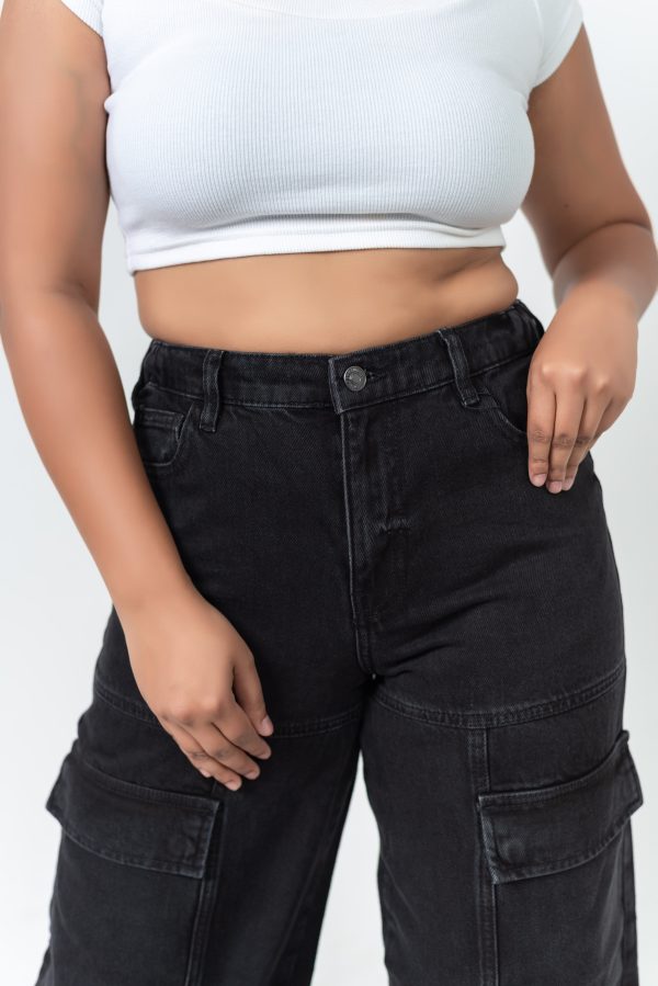 High-Waist Baggy Cargo Jean - Image 3
